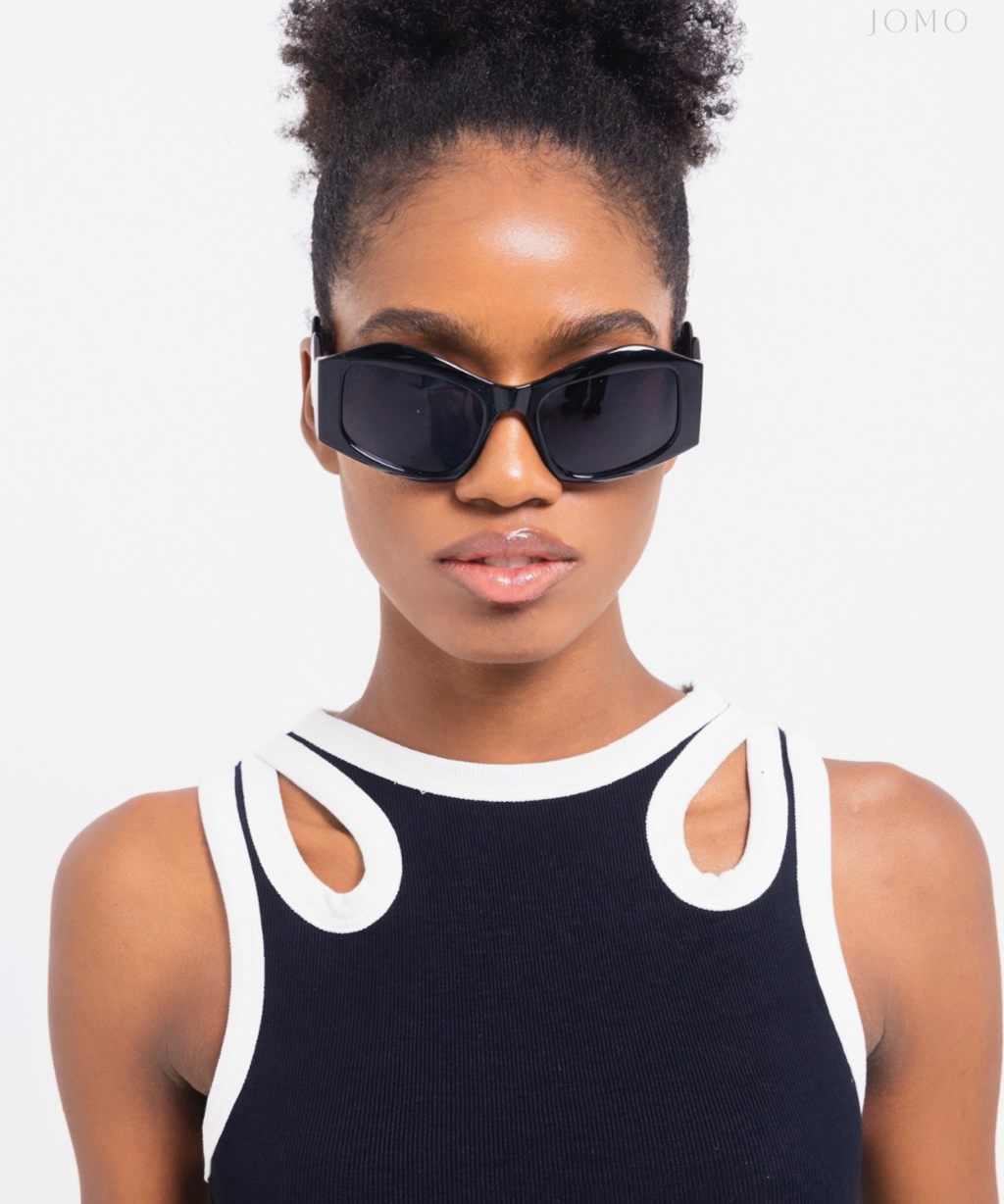 LIA - Black