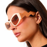 LIA - Beige/Peach